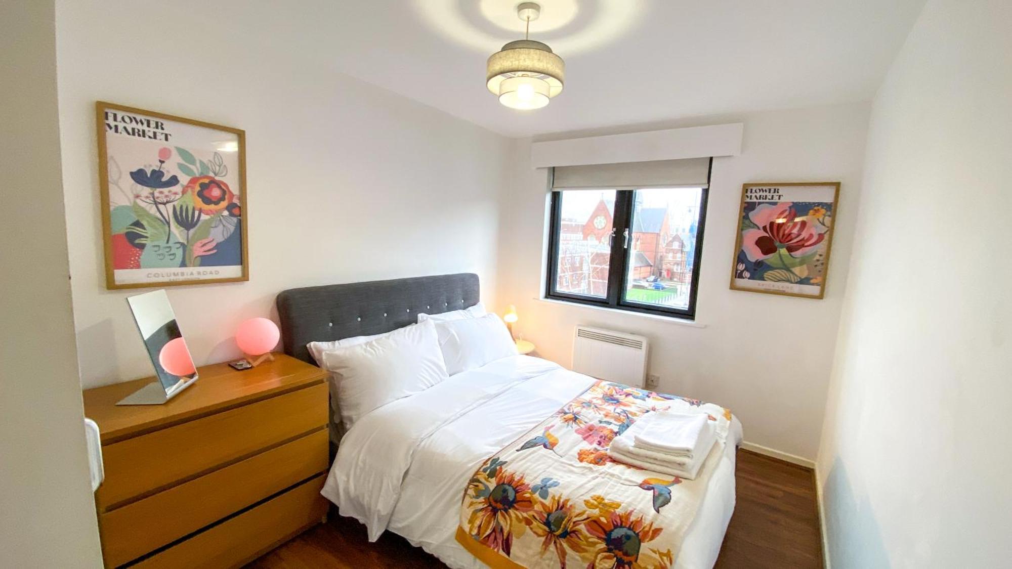 2 Bed Shoreditch Home With Parking London Eksteriør bilde